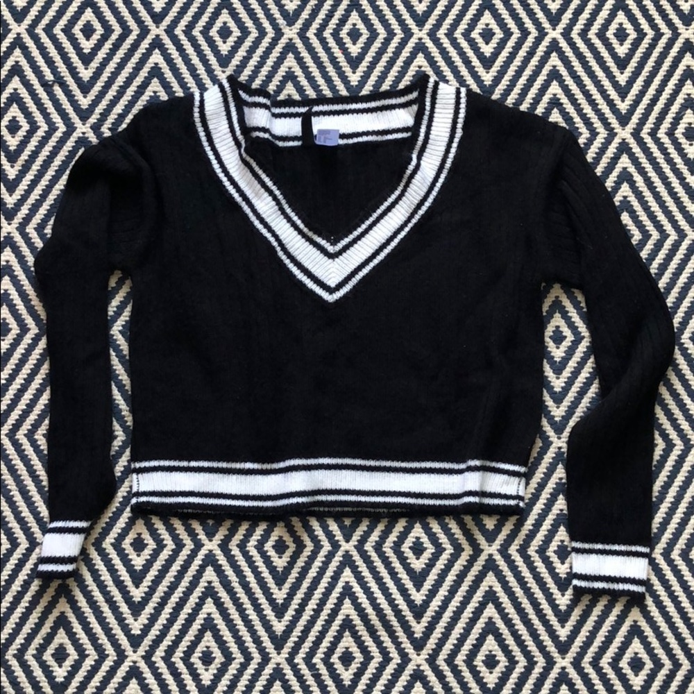 super cute cropped sweater